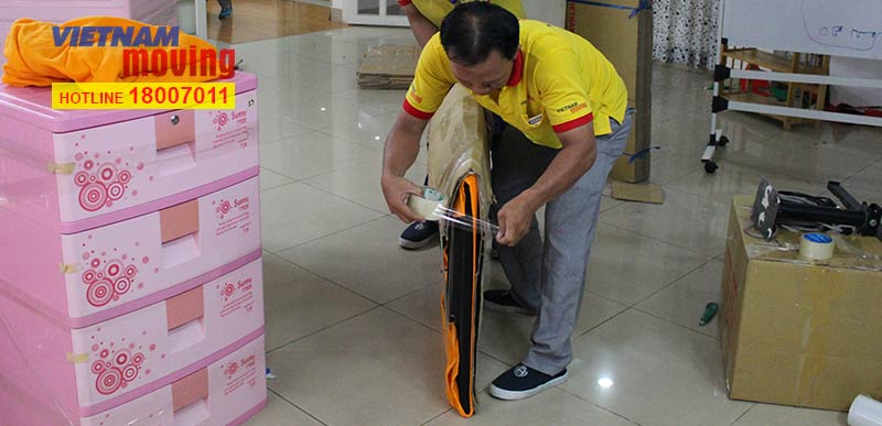 Hướng dẫn đóng gói tivi Led đúng cách khi dọn nhà mới