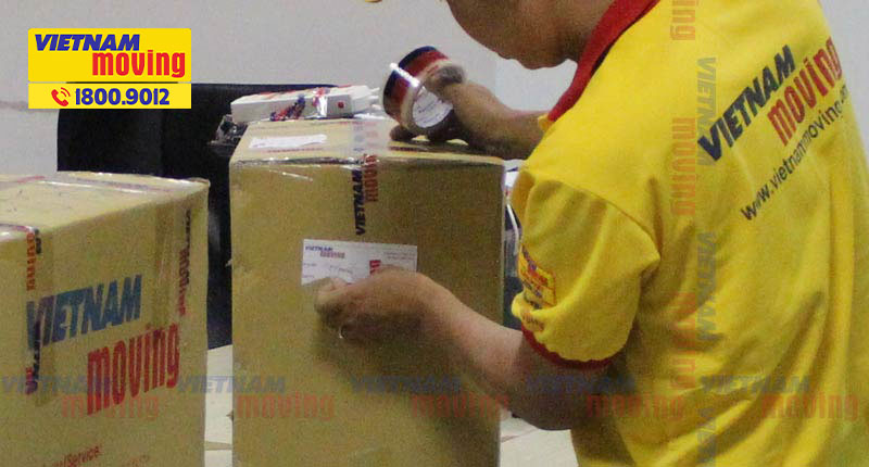 Dán các ghi chú để phân loại đồ đạc