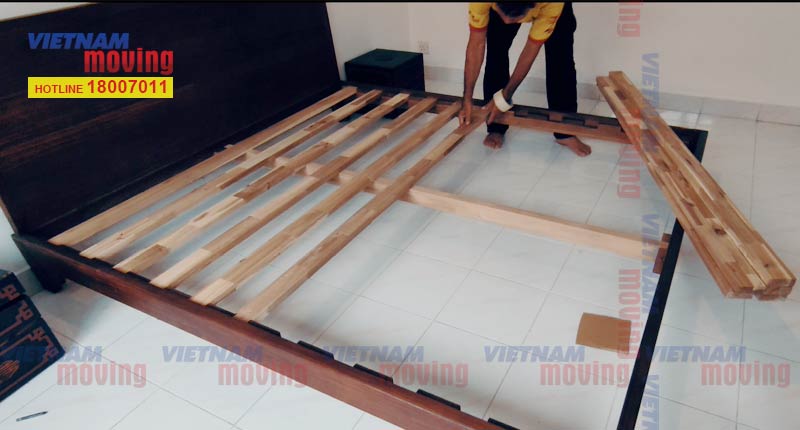 Tháo dỡ khung đỡ giường ngủ