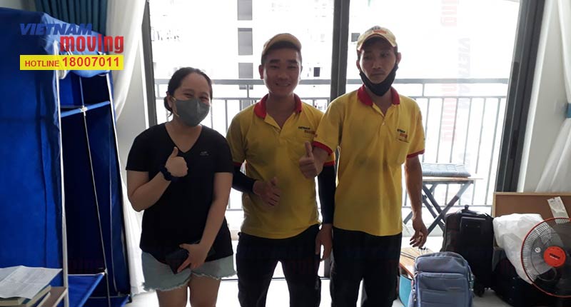 Khách hàng hài lòng với dịch vụ chuyển căn hộ chung cư