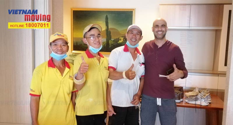 Khách hàng nước ngoài đánh giá cao dịch vụ chuyển nhà Vietnam Moving