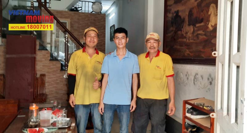 Khách thuê dịch vụ chuyển nhà trọn gói Vietnam Moving