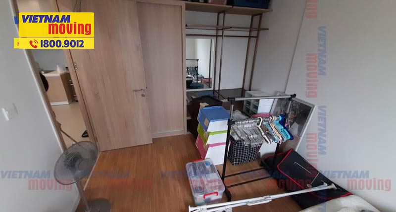 Quan sát và lên list danh sách các đồ đạc cần chuyển