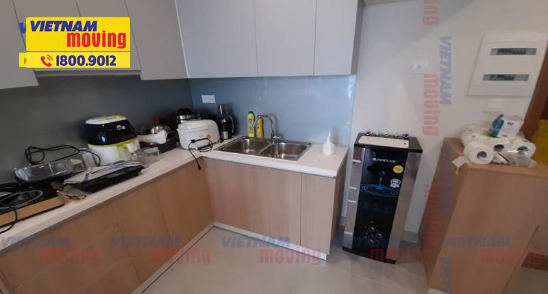 Mua sắm các thiết bị, dụng cụ hỗ trợ khi chuyển nhà