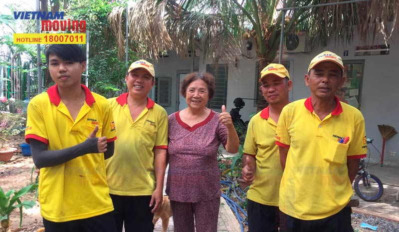 Khách hàng hài lòng với dịch vụ chuyển nhà trọn gói Vietnam Moving