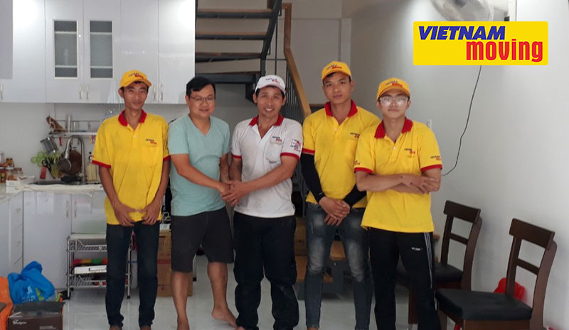 Khách hàng hài lòng dịch vụ chuyển nhà khi nhập trạch tháng 9