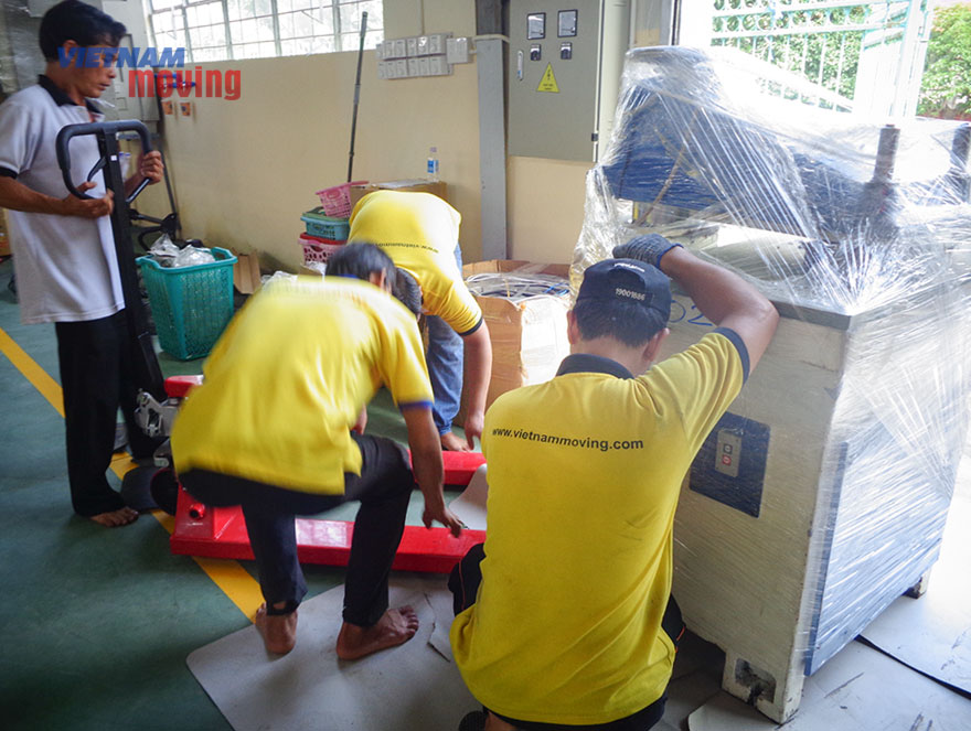 Hình ảnh chuyển kho, nhà xưởng