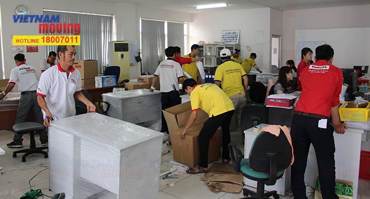 Công ty chuyển văn phòng cần thanh lý nội thất bàn ghế làm việc ở đâu?