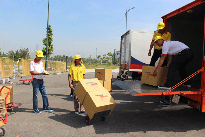 Dịch vụ thuê xe tải quận 4 trọn gói tại công ty Vietnam Moving