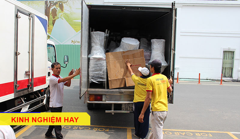 Xe tải chuyển nhà TPHCM tiện lợi, chi phí thấp với Vietnam moving